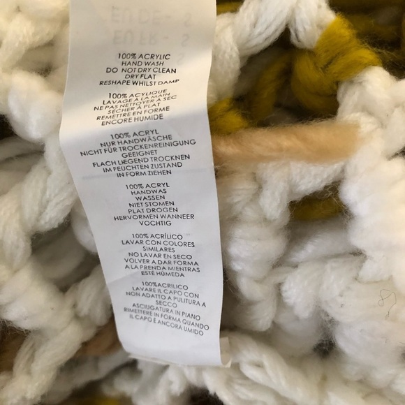 Nasty Gal Mustard Beige White Fringed Chunky Knit Cardigan - Picture 10 of 10